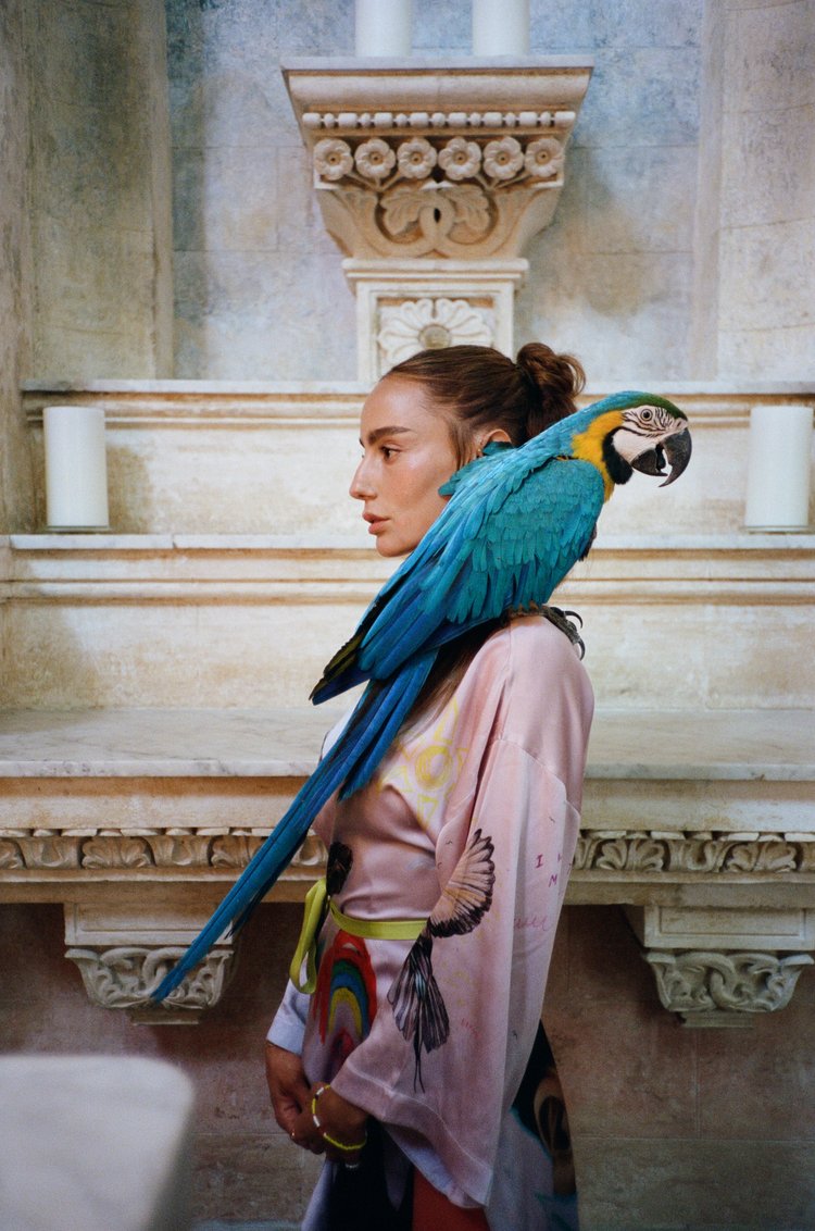 Bar Ben Vakil in a hand-painted kimono